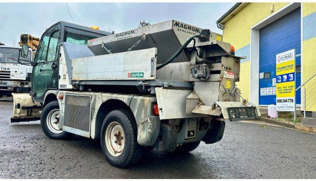 AUSA B 200H 4x4 sklápěč sypač zametač radlice - Construction machinery: picture 4 AUSA B 200H 4x4 sklápěč sypač zametač radlice - Construction machinery: picture 4