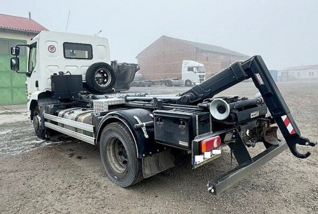 DAF LF260 FA +2024! (CZ)CTS - Hook lift truck: picture 3 DAF LF260 FA +2024! (CZ)CTS - Hook lift truck: picture 3