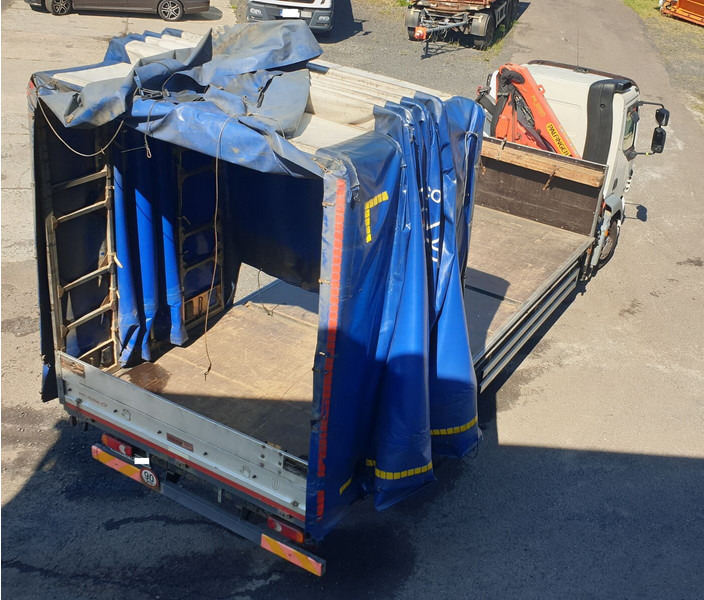 DAF LF55.220 - Curtainsider truck, Crane truck: picture 3 DAF LF55.220 - Curtainsider truck, Crane truck: picture 3