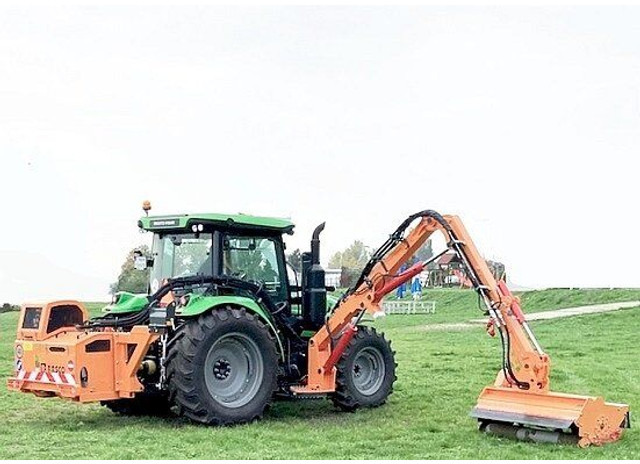 Deutz-Fahr 5105 GS +(HR)Rasco -BRK 6000 - Farm tractor: picture 1 Deutz-Fahr 5105 GS +(HR)Rasco -BRK 6000 - Farm tractor: picture 1
