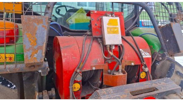 John Deere 6220 SE +Quicke +Igland twin - Forestry equipment: picture 4 John Deere 6220 SE +Quicke +Igland twin - Forestry equipment: picture 4