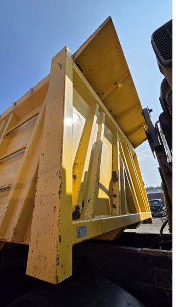 Tipper Mercedes-Benz 8x8 Actros 4148 set 132/88t !: picture 14 Tipper Mercedes-Benz 8x8 Actros 4148 set 132/88t !: picture 14