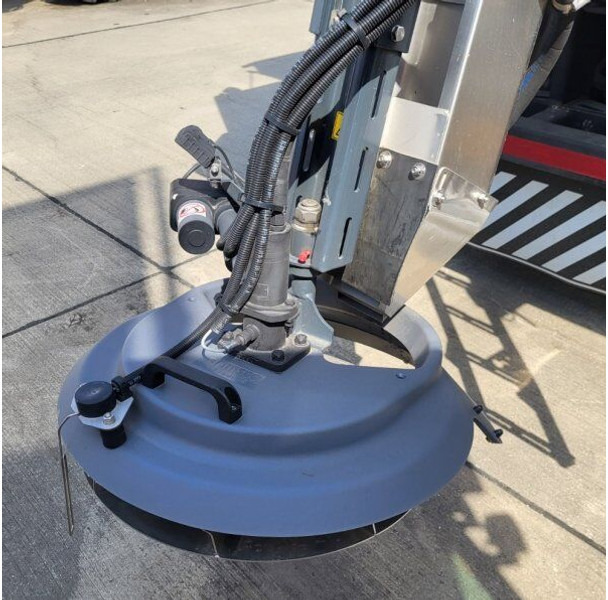 Sand/ Salt spreader RASCO Solid LLB 4500 (+Kubota diesel): picture 6