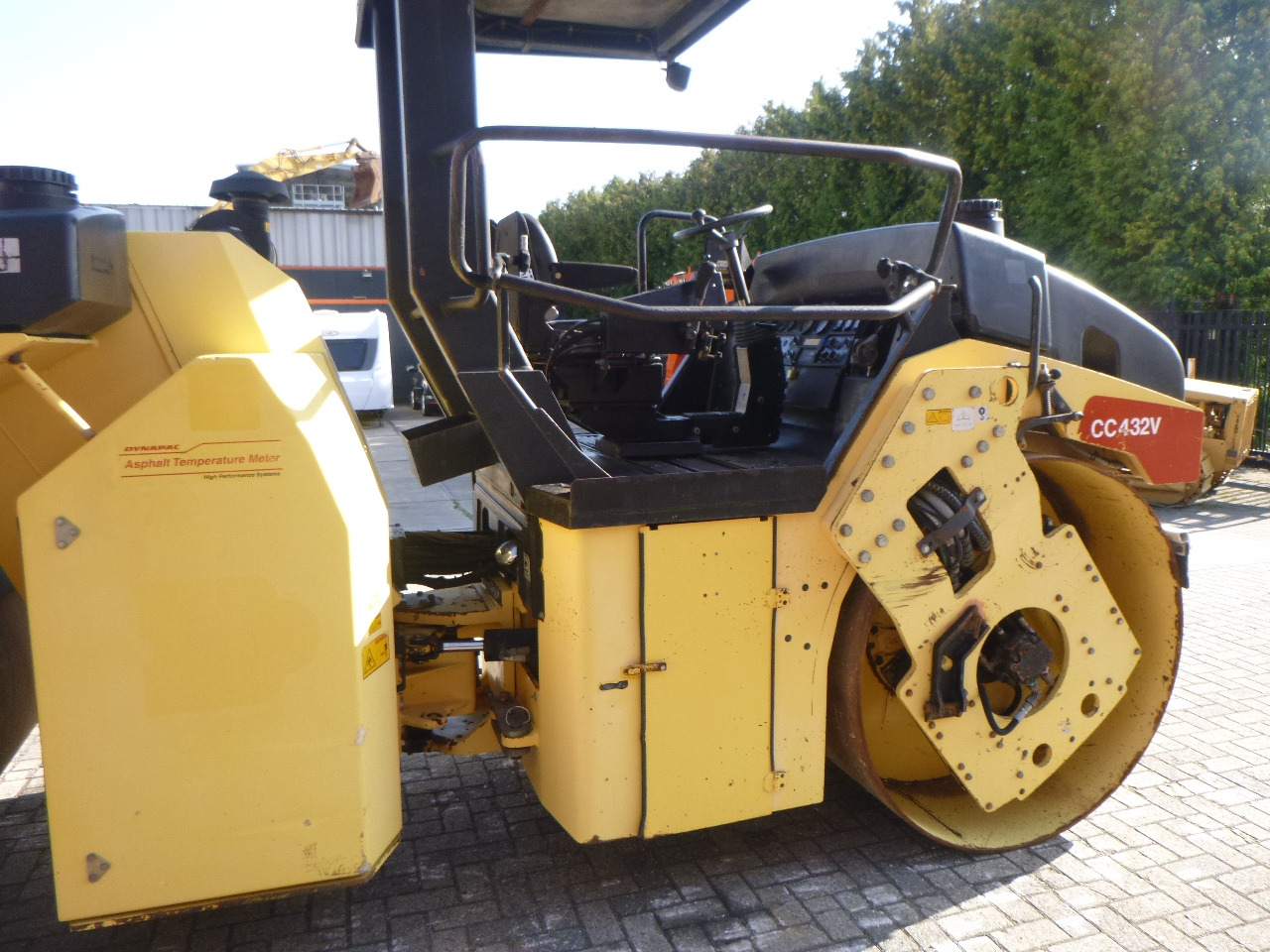 Road roller DYNAPAC CC432V: picture 9 Road roller DYNAPAC CC432V: picture 9