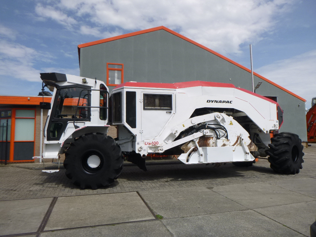 DYNAPAC DS400(RABAUD ROTOSTAB 525) - Soil stabilizer: picture 4 DYNAPAC DS400(RABAUD ROTOSTAB 525) - Soil stabilizer: picture 4