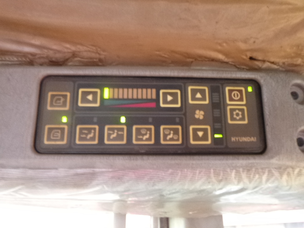 Wheel loader HYUNDAI HL770-7A: picture 21