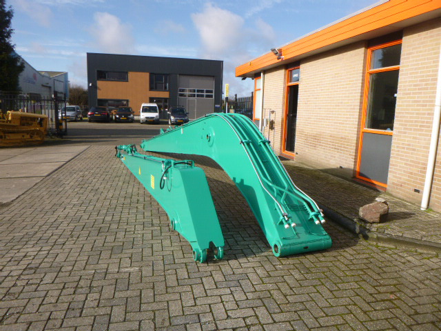 KOBELCO Long reach SK200-8 / SK200-10 / SK210LC-8 / SK210LC-10 - Boom for Excavator: picture 3 KOBELCO Long reach SK200-8 / SK200-10 / SK210LC-8 / SK210LC-10 - Boom for Excavator: picture 3
