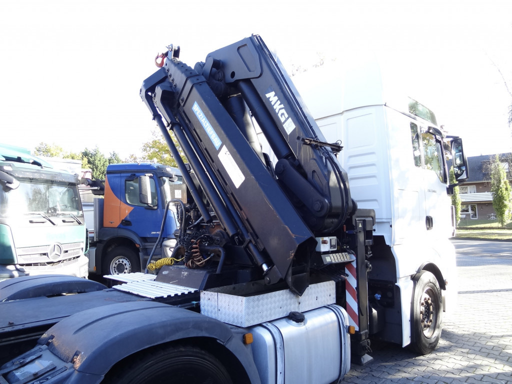 MAN TGX 33.480 6X4 Kran MKG 381 bis 20 Meter - Crane truck, Tractor unit: picture 4 MAN TGX 33.480 6X4 Kran MKG 381 bis 20 Meter - Crane truck, Tractor unit: picture 4