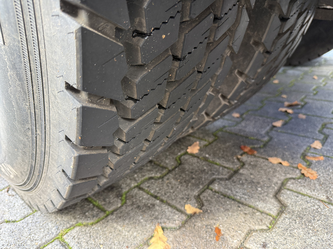 Scania P280 6X2*4 - Cab chassis truck: picture 2 Scania P280 6X2*4 - Cab chassis truck: picture 2