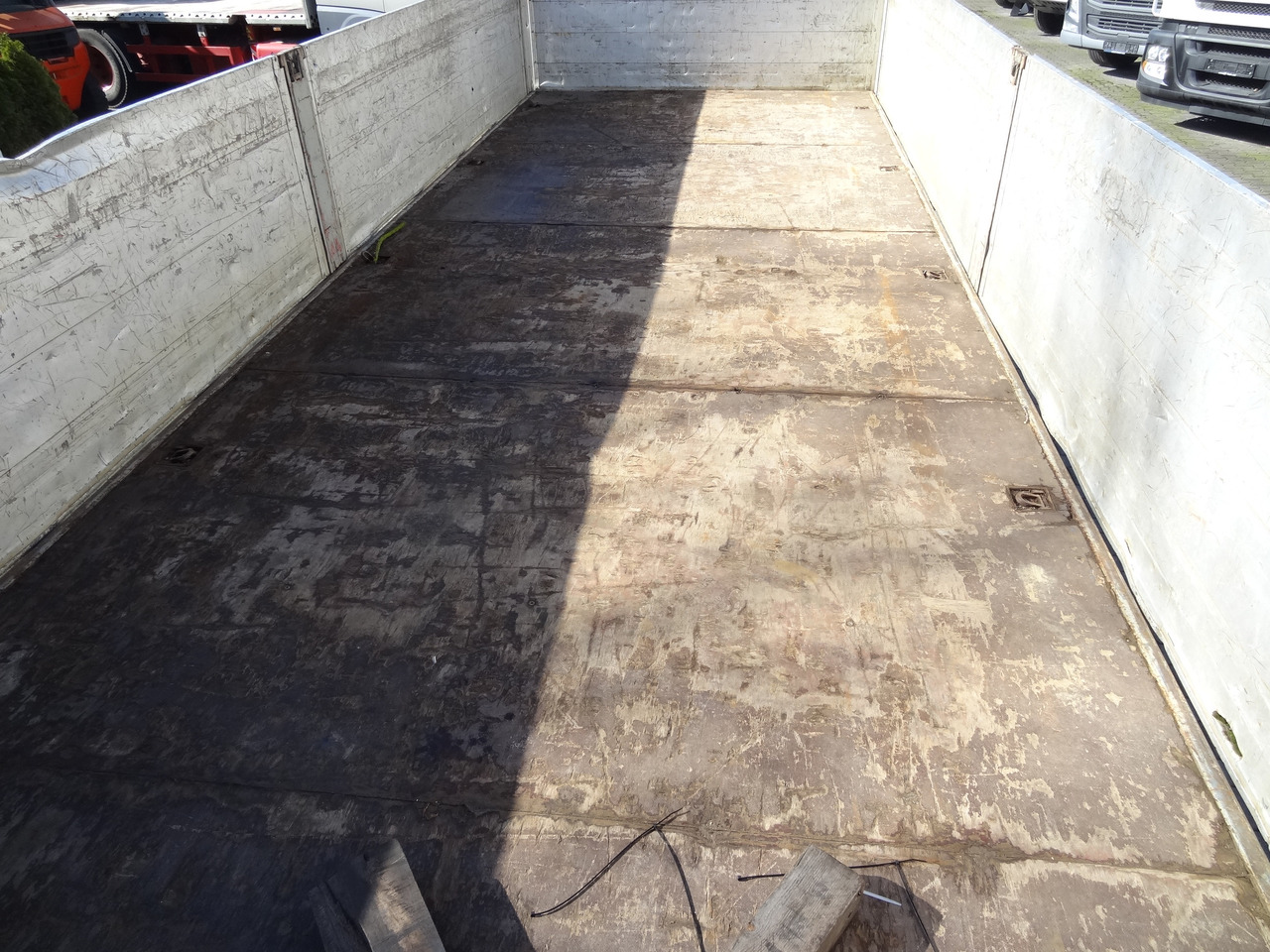 Scania R440 6X2*4 Kran HMF 3000 bis 30 Meter - Dropside/ Flatbed truck, Crane truck: picture 3 Scania R440 6X2*4 Kran HMF 3000 bis 30 Meter - Dropside/ Flatbed truck, Crane truck: picture 3