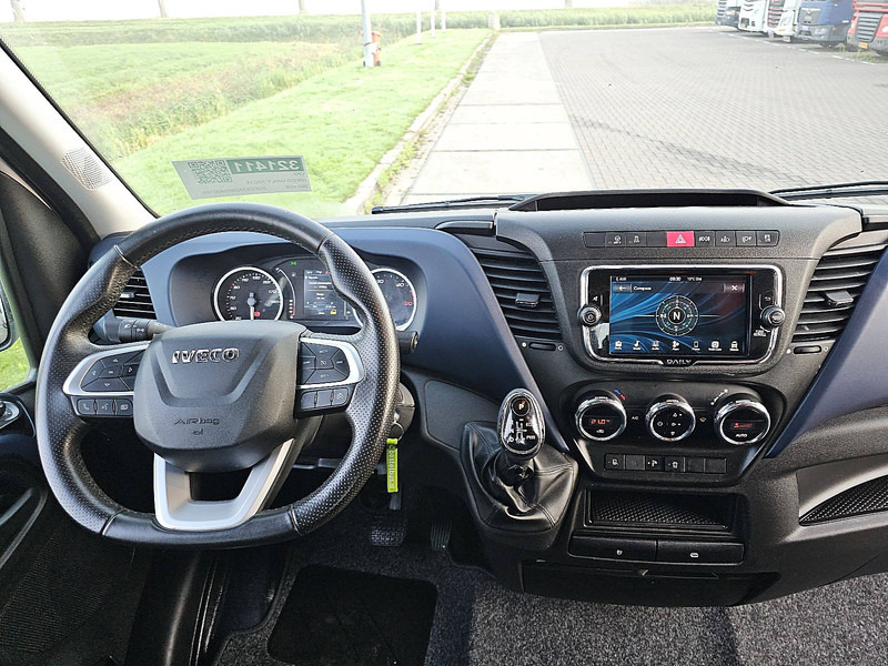 Leasing of Iveco Daily 35C18 DUB.CAB 3.0Ltr 180Pk Iveco Daily 35C18 DUB.CAB 3.0Ltr 180Pk: picture 8