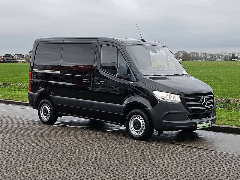 Mercedes-Benz Sprinter 211 CDI AUT. L1H1 - Small van: picture 5 Mercedes-Benz Sprinter 211 CDI AUT. L1H1 - Small van: picture 5