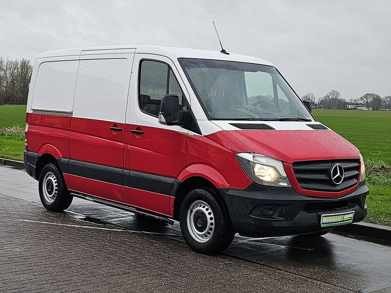 Mercedes-Benz Sprinter 214 CDI L1H1 - Panel van: picture 5 Mercedes-Benz Sprinter 214 CDI L1H1 - Panel van: picture 5