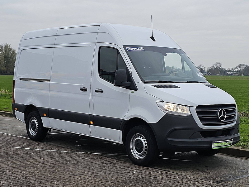 Mercedes-Benz Sprinter 311 CDI 37 AUT. L2H2 - Small van: picture 5 Mercedes-Benz Sprinter 311 CDI 37 AUT. L2H2 - Small van: picture 5