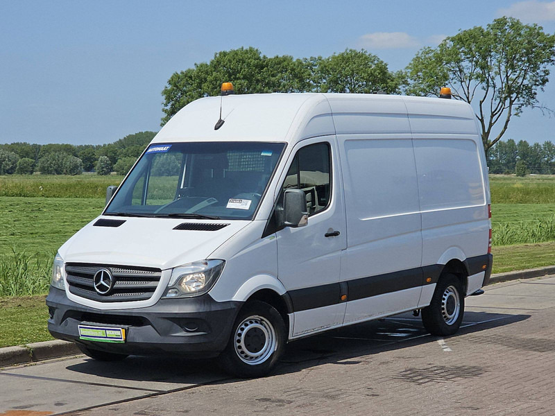 Mercedes-Benz Sprinter 314 CDI AUT. L2H2 - Panel van: picture 2 Mercedes-Benz Sprinter 314 CDI AUT. L2H2 - Panel van: picture 2