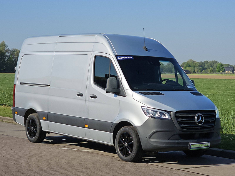 Mercedes-Benz Sprinter 319 L2H2 3.0Ltr V6 LED! - Panel van: picture 5 Mercedes-Benz Sprinter 319 L2H2 3.0Ltr V6 LED! - Panel van: picture 5