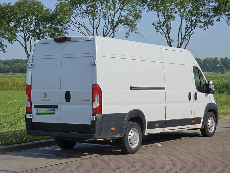 Peugeot Boxer 2.2 BHDI 140 L4H2 - Panel van: picture 3 Peugeot Boxer 2.2 BHDI 140 L4H2 - Panel van: picture 3