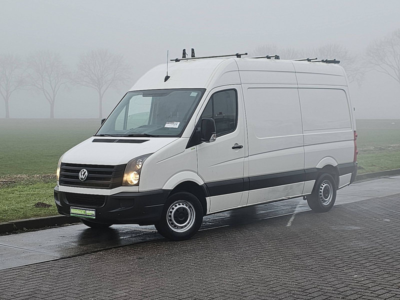 Volkswagen Crafter 35 2.0 L2H2 Airco Trekhaak! - Panel van: picture 2 Volkswagen Crafter 35 2.0 L2H2 Airco Trekhaak! - Panel van: picture 2