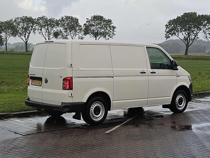 Volkswagen Transporter 2.0 TDI - Small van: picture 3 Volkswagen Transporter 2.0 TDI - Small van: picture 3