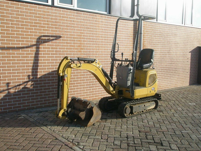 Caterpillar 300.9 - Mini excavator: picture 1 Caterpillar 300.9 - Mini excavator: picture 1