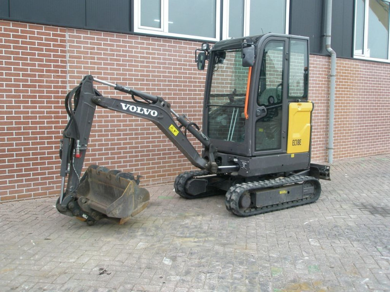 Volvo ECR18E - Mini excavator: picture 1 Volvo ECR18E - Mini excavator: picture 1