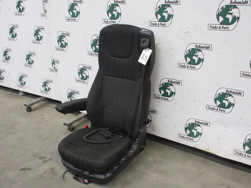 DAF 2104652 LUXEN STOEL DAF XF 450 EURO 6 MODEL 2021 - Seat for Truck: picture 2 DAF 2104652 LUXEN STOEL DAF XF 450 EURO 6 MODEL 2021 - Seat for Truck: picture 2