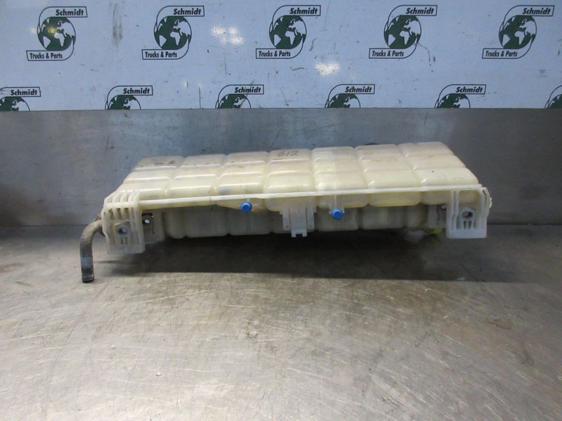 Mercedes-Benz AXOR A 940 501 00 03 EXPANSIEVAT EURO 5 - Expansion tank for Truck: picture 3 Mercedes-Benz AXOR A 940 501 00 03 EXPANSIEVAT EURO 5 - Expansion tank for Truck: picture 3