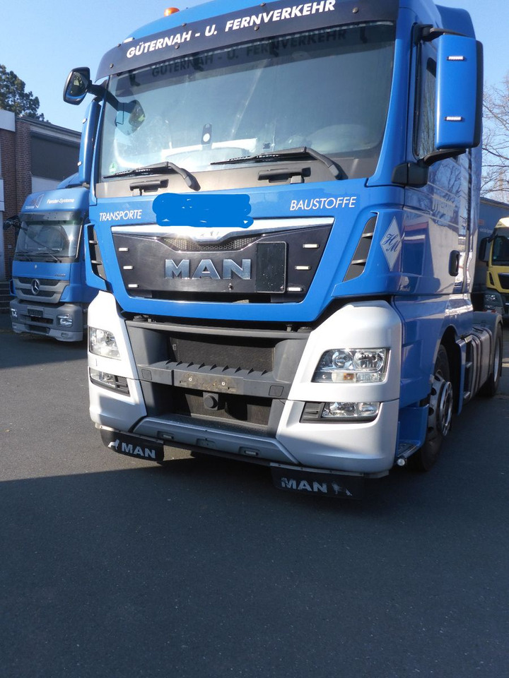 MAN TGX 18.440 Top Zustand Reifen 70 % grossesHaus - Tractor unit: picture 1 MAN TGX 18.440 Top Zustand Reifen 70 % grossesHaus - Tractor unit: picture 1