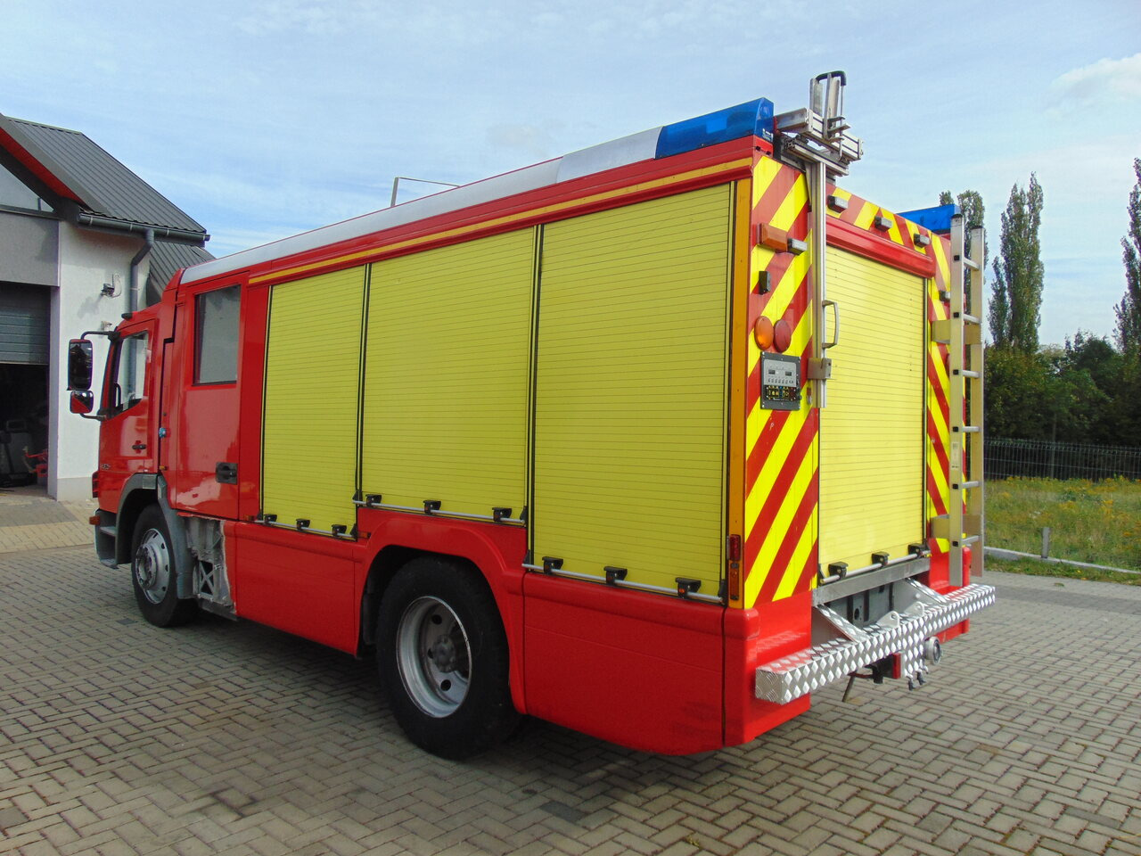 MERCEDES-BENZ Atego 1325F GIMAEX - Fire truck: picture 4 MERCEDES-BENZ Atego 1325F GIMAEX - Fire truck: picture 4