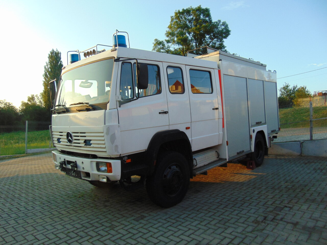 MERCEDES-BENZ 1124AF 4x4 MAGIRUS - Utility/ Special vehicle: picture 1 MERCEDES-BENZ 1124AF 4x4 MAGIRUS - Utility/ Special vehicle: picture 1