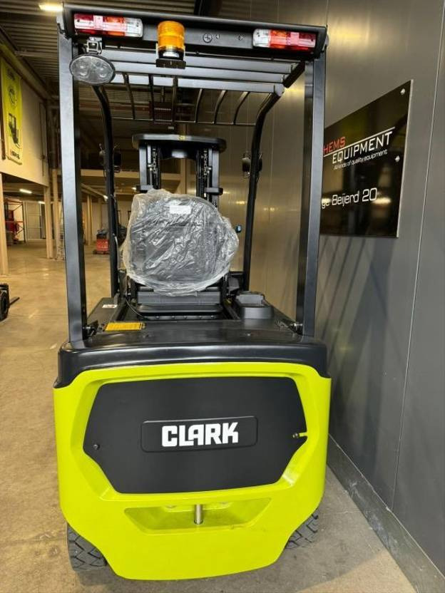 Clark EPX25i - Forklift: picture 3 Clark EPX25i - Forklift: picture 3