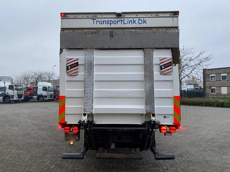 MAN TGS18.360 / HEATED BOX / FULL-AIR / PLATFORM / ONLY:392217 KM / MANUAL / EURO-4 / 2008 - Box truck: picture 5 MAN TGS18.360 / HEATED BOX / FULL-AIR / PLATFORM / ONLY:392217 KM / MANUAL / EURO-4 / 2008 - Box truck: picture 5