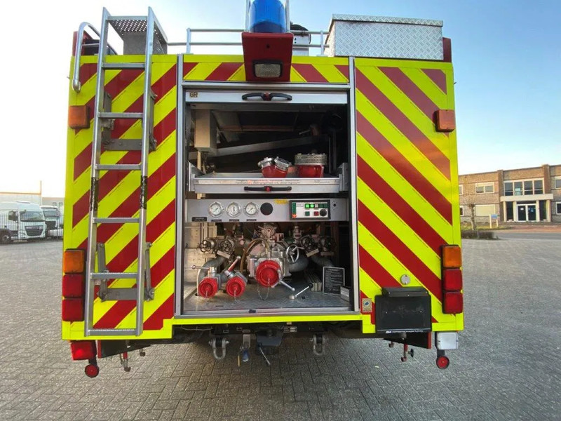 Mercedes-Benz 1124 AF / 4X4 / GERMAN TRUCK / WATERTANK 2400 LITER+POMP / GOOD CONDITION / ONLY:25235 KM / MARGE / MANUAL / 1996 - Fire truck: picture 5 Mercedes-Benz 1124 AF / 4X4 / GERMAN TRUCK / WATERTANK 2400 LITER+POMP / GOOD CONDITION / ONLY:25235 KM / MARGE / MANUAL / 1996 - Fire truck: picture 5