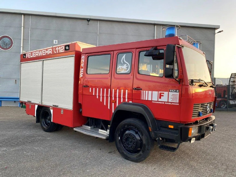 Mercedes-Benz 1124 AF / 4X4 / GERMAN TRUCK / WATERTANK 2400 LITER+POMP / GOOD CONDITION / ONLY:25235 KM / MARGE / MANUAL / 1996 - Fire truck: picture 2 Mercedes-Benz 1124 AF / 4X4 / GERMAN TRUCK / WATERTANK 2400 LITER+POMP / GOOD CONDITION / ONLY:25235 KM / MARGE / MANUAL / 1996 - Fire truck: picture 2