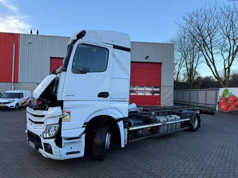 Cab chassis truck Mercedes-Benz Actros 1845 / ONLY:467007 KM / MIRRORCAM / FULL-AIR / AIRCO / AUTOMATIC / EURO-6 / 2022: picture 1