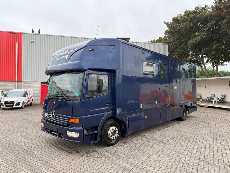 Mercedes-Benz Atego 1223 / ENGINE RUNNING / ONLY:159450 KM / HORSETRUCK / HEATED BOX / WATERTANK / LIVING ROOM / EURO-2 / MANUAL / 1998 - Horse truck: picture 1 Mercedes-Benz Atego 1223 / ENGINE RUNNING / ONLY:159450 KM / HORSETRUCK / HEATED BOX / WATERTANK / LIVING ROOM / EURO-2 / MANUAL / 1998 - Horse truck: picture 1