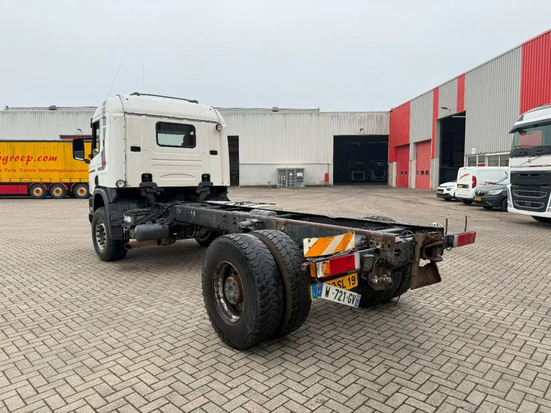 Scania 124-420 / ENGINE RUNNING / RETARDER / BIG AXLE / FULL-STEEL / ONLY: 540918 KM / OLD TACHO / AIRCO / MANUAL / EURO-3 / 2002 - Cab chassis truck: picture 3 Scania 124-420 / ENGINE RUNNING / RETARDER / BIG AXLE / FULL-STEEL / ONLY: 540918 KM / OLD TACHO / AIRCO / MANUAL / EURO-3 / 2002 - Cab chassis truck: picture 3