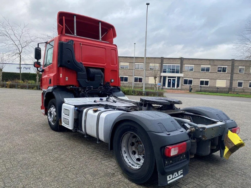 DAF CF400 / GERMAN TRUCK / DEB / ACC / LWDS / AIRCO / ONLY: 557995 KM / AUTOMATIC / EURO-6 / 2016 - Tractor unit: picture 3 DAF CF400 / GERMAN TRUCK / DEB / ACC / LWDS / AIRCO / ONLY: 557995 KM / AUTOMATIC / EURO-6 / 2016 - Tractor unit: picture 3