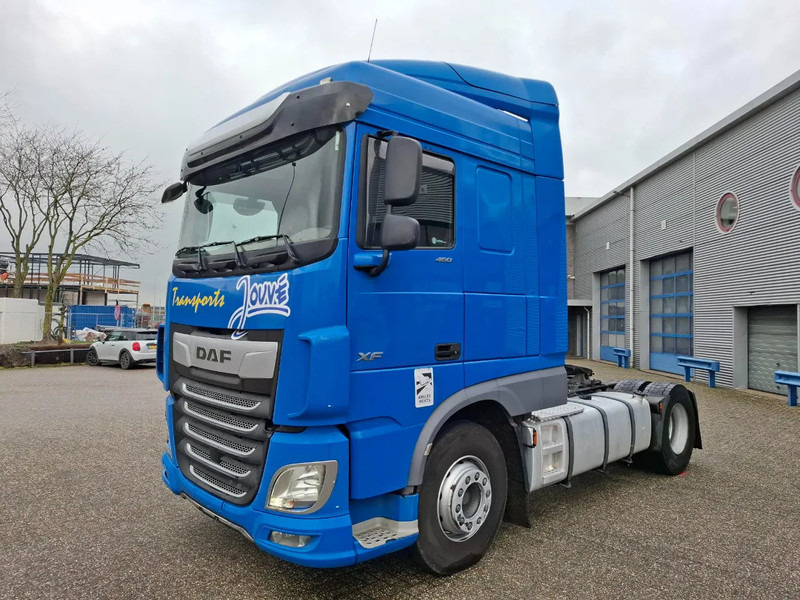 DAF XF106-480 / INTARDER / TUV:08-05-2026 / LWDS / FRIDGE / AUTOMATIC / EURO-6 / 2018 - Tractor unit: picture 1 DAF XF106-480 / INTARDER / TUV:08-05-2026 / LWDS / FRIDGE / AUTOMATIC / EURO-6 / 2018 - Tractor unit: picture 1