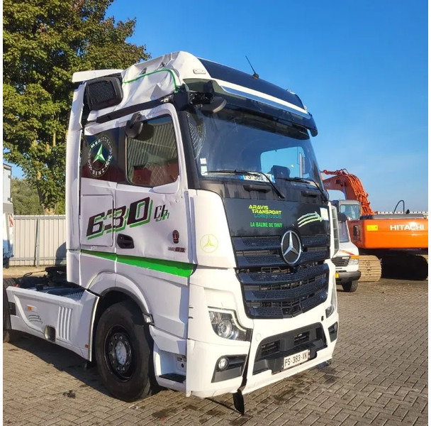 Mercedes-Benz ACTROS 1863 / ENGINE RUNNING / RETARDER / PARK-COOL /HYDRAULICS / ONLY: 268593KM / GIGA-SPACE / MIRRORCAM / AUTOMATIC / EURO-6 / - Tractor unit: picture 2 Mercedes-Benz ACTROS 1863 / ENGINE RUNNING / RETARDER / PARK-COOL /HYDRAULICS / ONLY: 268593KM / GIGA-SPACE / MIRRORCAM / AUTOMATIC / EURO-6 / - Tractor unit: picture 2