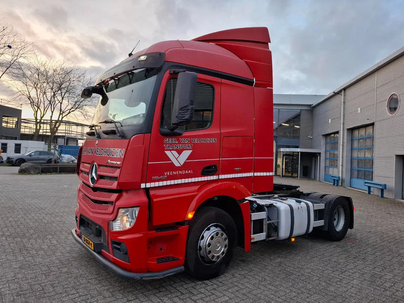 Mercedes-Benz Actros 1942 / NL TRUCK / TUV:25-08-2026 / ONLY:632483 KM / LWDS / CLEAN TRUCK / AUTOMATIC / EURO-6 / 2016 - Tractor unit: picture 1 Mercedes-Benz Actros 1942 / NL TRUCK / TUV:25-08-2026 / ONLY:632483 KM / LWDS / CLEAN TRUCK / AUTOMATIC / EURO-6 / 2016 - Tractor unit: picture 1