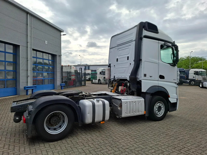 Mercedes-Benz Actros 1945 / DOUBLE TANK / ONLY:508736 KM / 2XBED / FRIDGE / AUTOMATIC / EURO-6 / 2015 - Tractor unit: picture 5 Mercedes-Benz Actros 1945 / DOUBLE TANK / ONLY:508736 KM / 2XBED / FRIDGE / AUTOMATIC / EURO-6 / 2015 - Tractor unit: picture 5