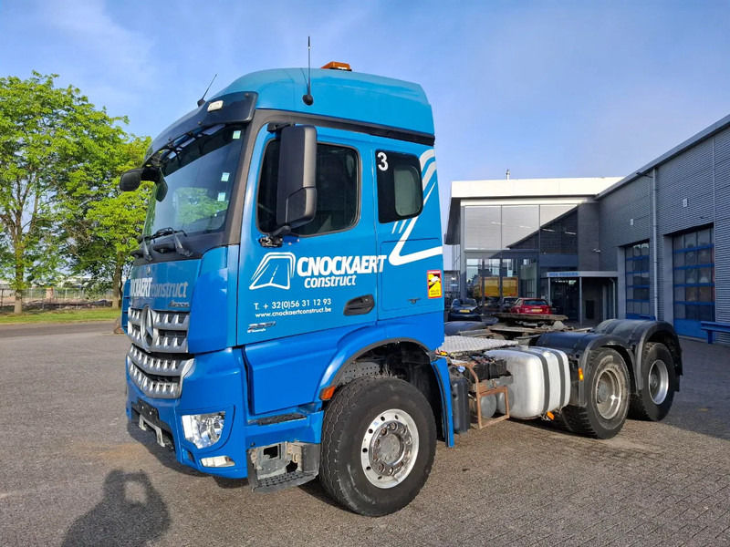 Mercedes-Benz Arocs 2851 / 6X4 / HYDRAULICS / BIG AXLE / ALCOA / AIRCO / AUTOMATIC / EURO-6 / 2015 - Tractor unit: picture 1 Mercedes-Benz Arocs 2851 / 6X4 / HYDRAULICS / BIG AXLE / ALCOA / AIRCO / AUTOMATIC / EURO-6 / 2015 - Tractor unit: picture 1