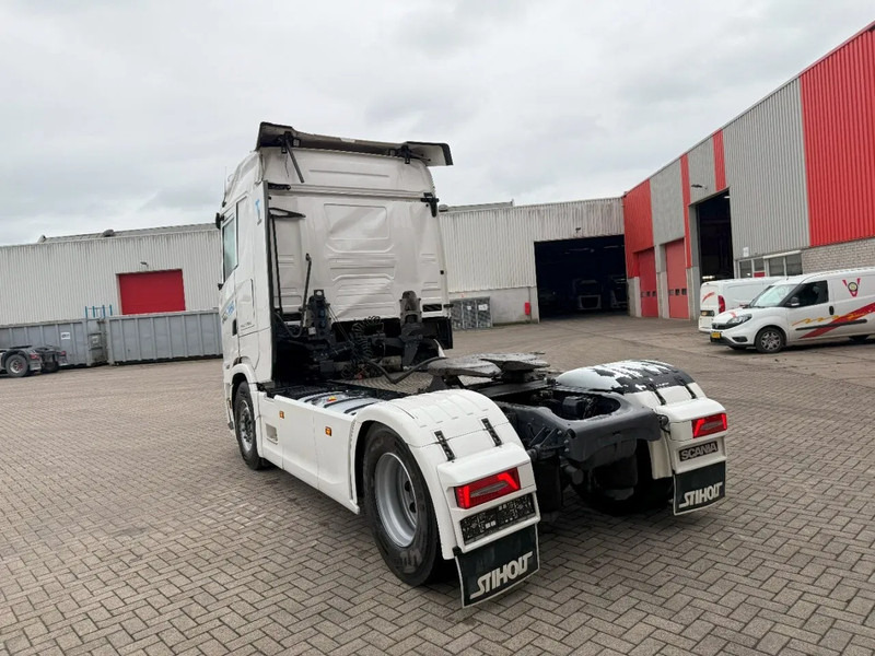 Scania NGS SUPER S500 / ENGINE RUNNING / ONLY:78277 KM / HYDRAULICS / FULL-AIR / LEATHER / FULL SPOILER / AUTOMATIC / EURO-6 / 2024 - Tractor unit: picture 3 Scania NGS SUPER S500 / ENGINE RUNNING / ONLY:78277 KM / HYDRAULICS / FULL-AIR / LEATHER / FULL SPOILER / AUTOMATIC / EURO-6 / 2024 - Tractor unit: picture 3
