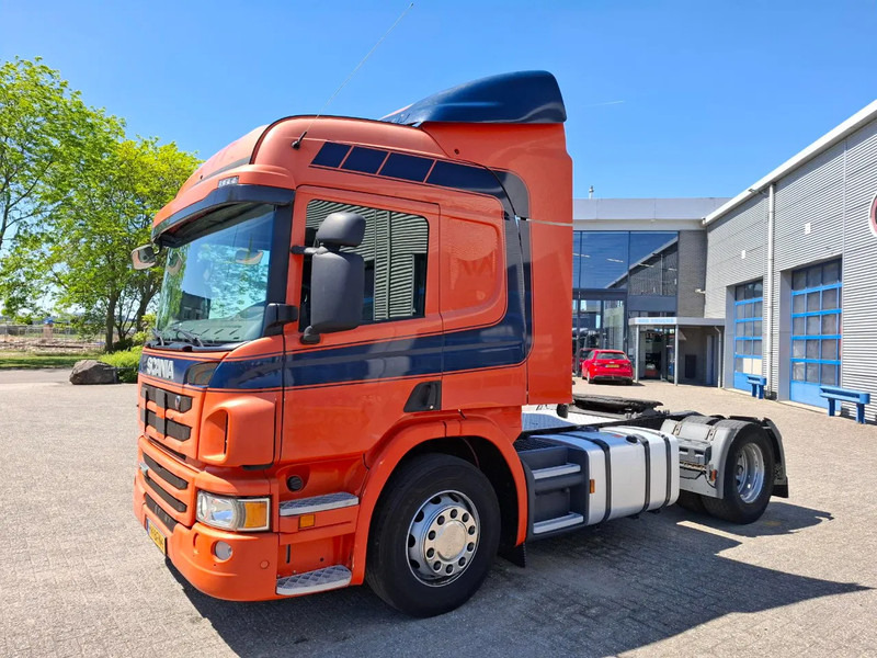 Scania P360 / NL TRUCK / RETARDER / FULL-AIR / TUV:08-06-2025 / FRIDGE / AUTOMATIC / EURO-6 / 2015 - Tractor unit: picture 1 Scania P360 / NL TRUCK / RETARDER / FULL-AIR / TUV:08-06-2025 / FRIDGE / AUTOMATIC / EURO-6 / 2015 - Tractor unit: picture 1