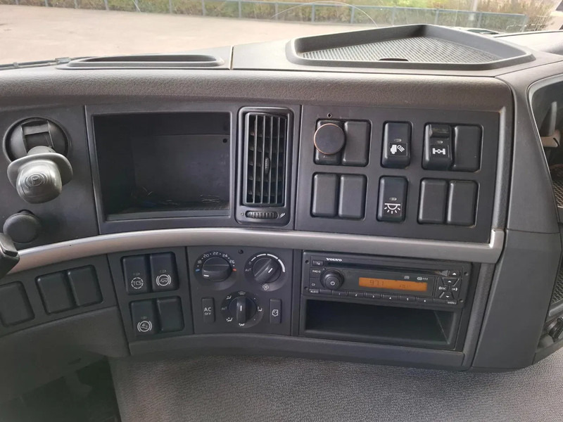 Leasing of Volvo FM11-410 / RETARDER / AIRCO / AUTOMATIC / EURO-5 / 2011 Volvo FM11-410 / RETARDER / AIRCO / AUTOMATIC / EURO-5 / 2011: picture 17 Leasing of Volvo FM11-410 / RETARDER / AIRCO / AUTOMATIC / EURO-5 / 2011 Volvo FM11-410 / RETARDER / AIRCO / AUTOMATIC / EURO-5 / 2011: picture 17