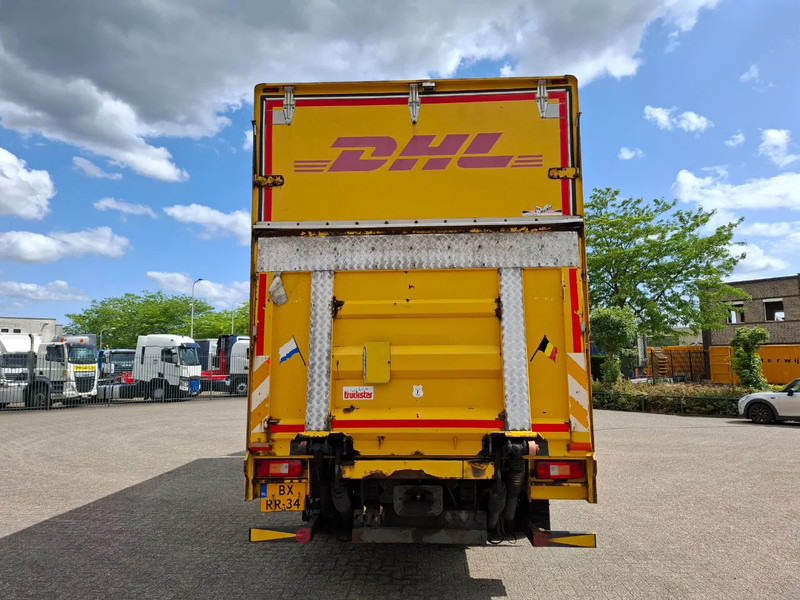 Volvo FH13-420 / NL TRUCK / PLATFORM 2000KG / AIRCO / FRIDGE / AUTOMATIC / EURO-5 / 2010 - Box truck: picture 5 Volvo FH13-420 / NL TRUCK / PLATFORM 2000KG / AIRCO / FRIDGE / AUTOMATIC / EURO-5 / 2010 - Box truck: picture 5