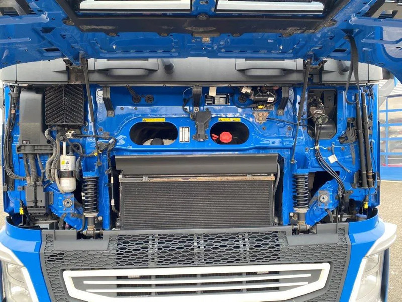 Leasing of Volvo FH4-500 / HMF 3220K-RC / REMOTE / ROTATOR / 3SIDE TIPPER / DYNAMIC STEERING / ONLY:302623 KM / AUTOMATIC / EURO-6 / 2017 Volvo FH4-500 / HMF 3220K-RC / REMOTE / ROTATOR / 3SIDE TIPPER / DYNAMIC STEERING / ONLY:302623 KM / AUTOMATIC / EURO-6 / 2017: picture 18