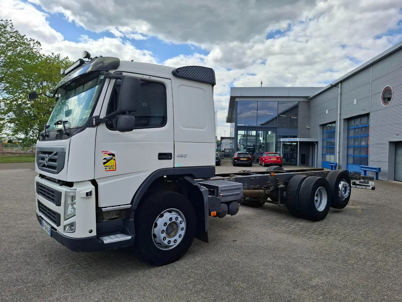 Volvo FM13-420 / VEB+ / LIFT+LENKACHSE / INLINER / AIRCO / AUTOMATIC / EURO-5 / 2011 - Cab chassis truck: picture 1 Volvo FM13-420 / VEB+ / LIFT+LENKACHSE / INLINER / AIRCO / AUTOMATIC / EURO-5 / 2011 - Cab chassis truck: picture 1