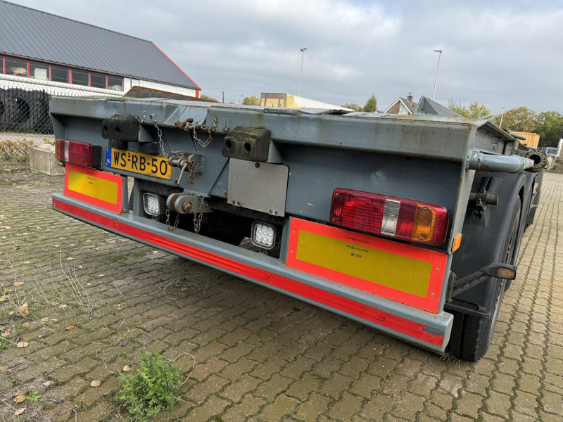 Bulthuis ASGA 05, Portaal- & Container - Container transporter/ Swap body semi-trailer: picture 4 Bulthuis ASGA 05, Portaal- & Container - Container transporter/ Swap body semi-trailer: picture 4